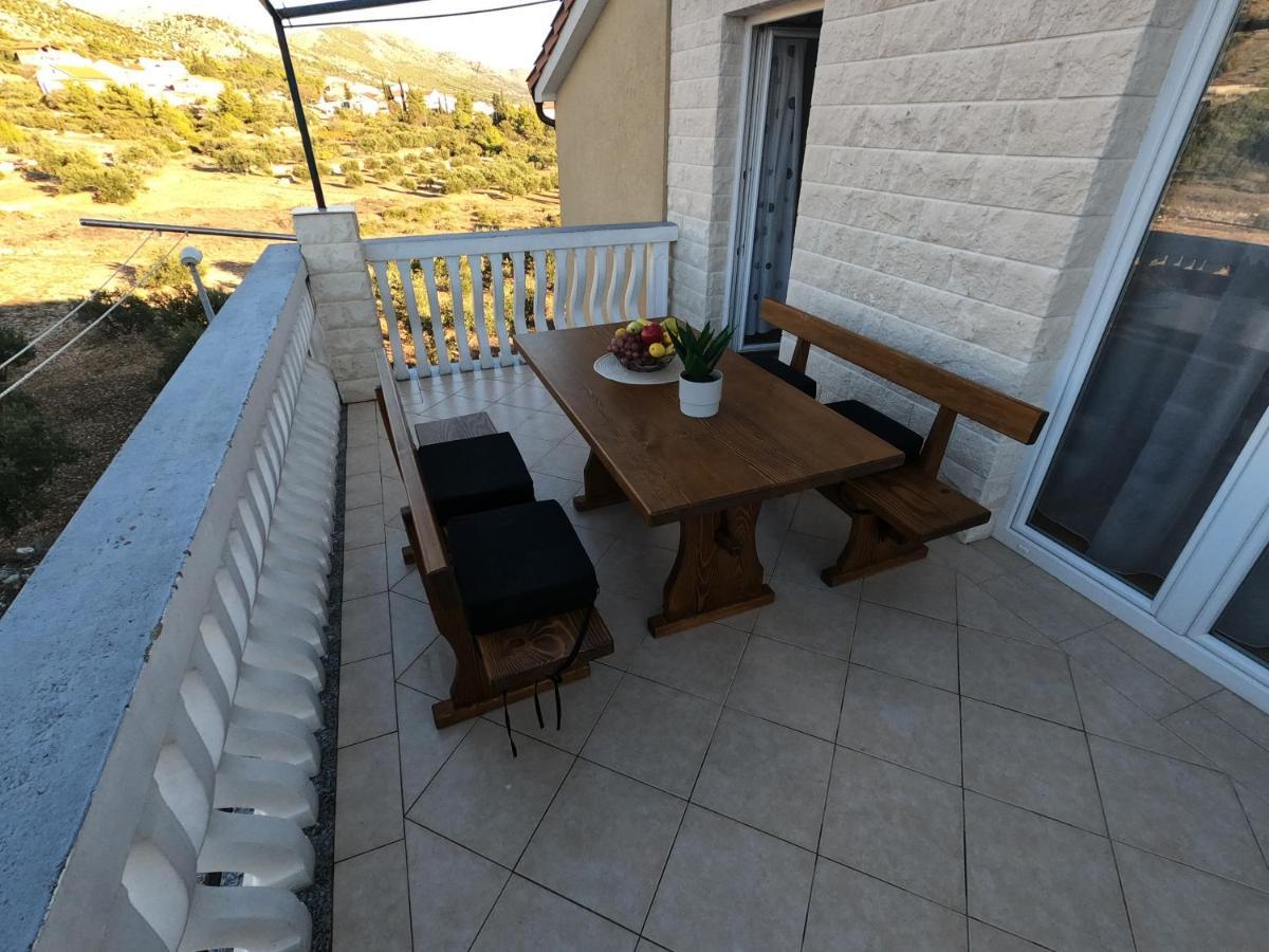 Apartments Cosic Grebastica Exterior photo