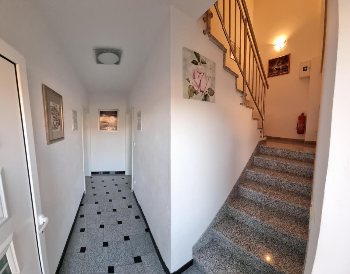 Apartments Cosic Grebastica Exterior photo