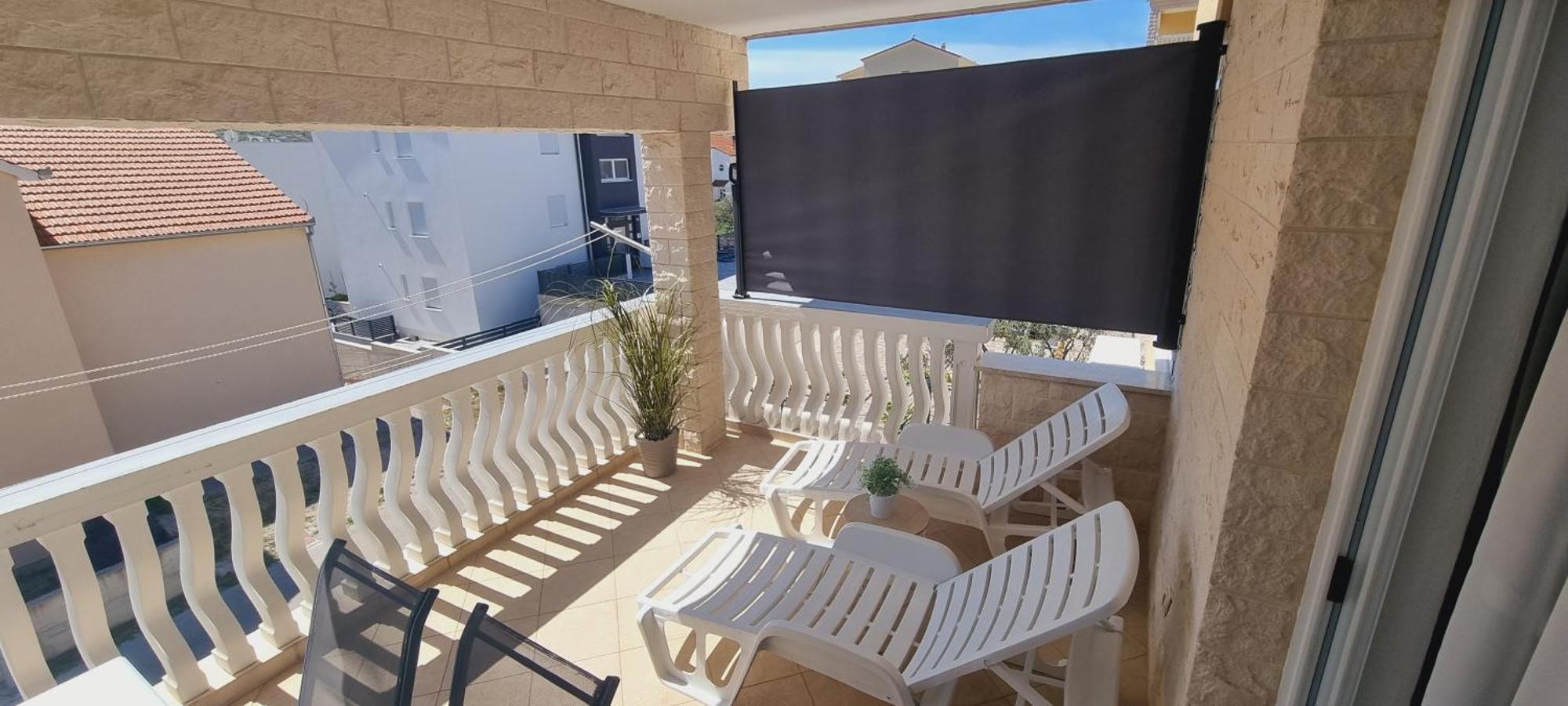 Apartments Cosic Grebastica Exterior photo